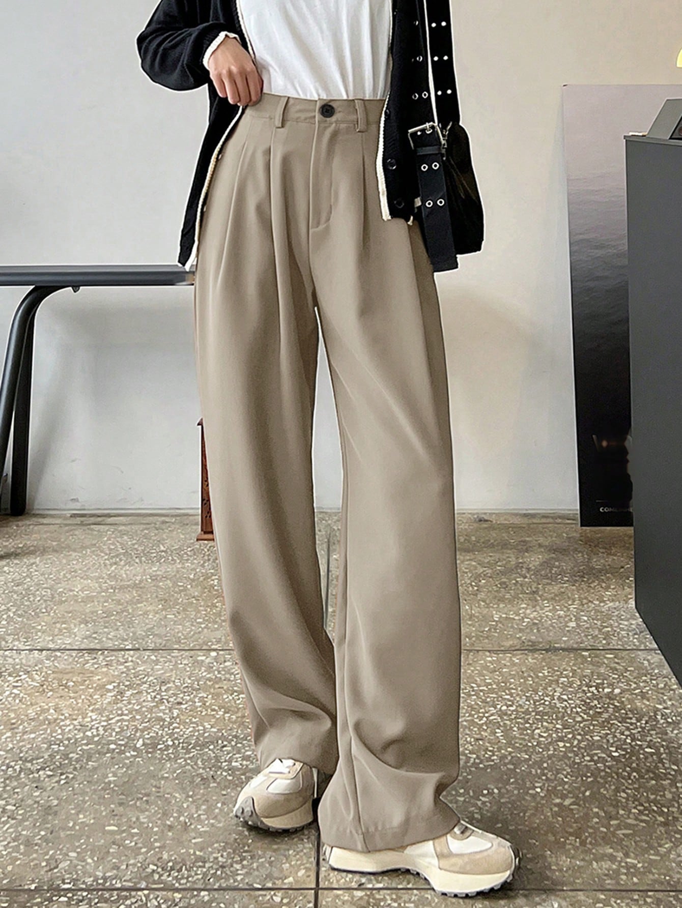 Neutral Mood Wide-Leg Trousers