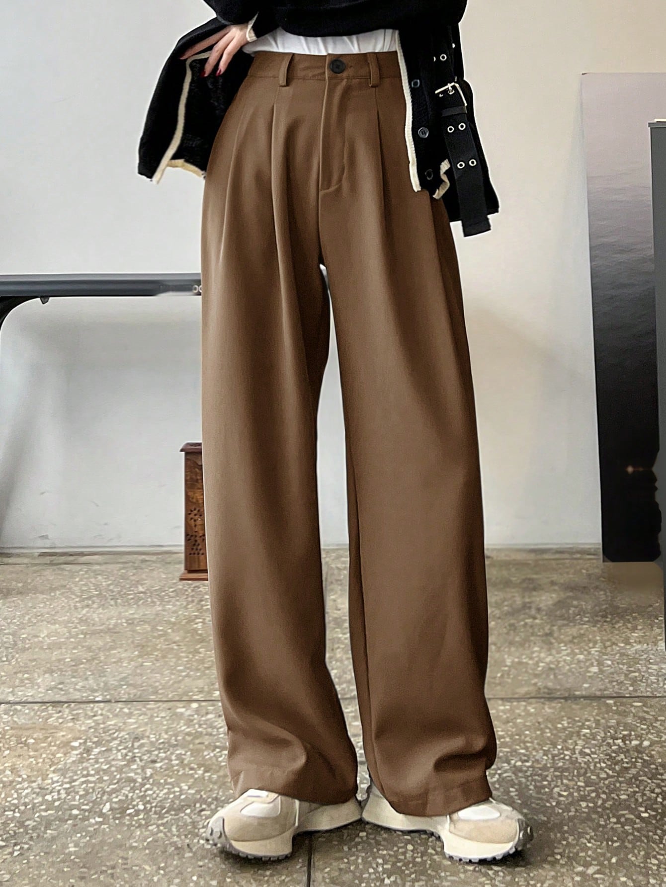 Clean Fit Cocoa Wide-Leg Trousers 🤎